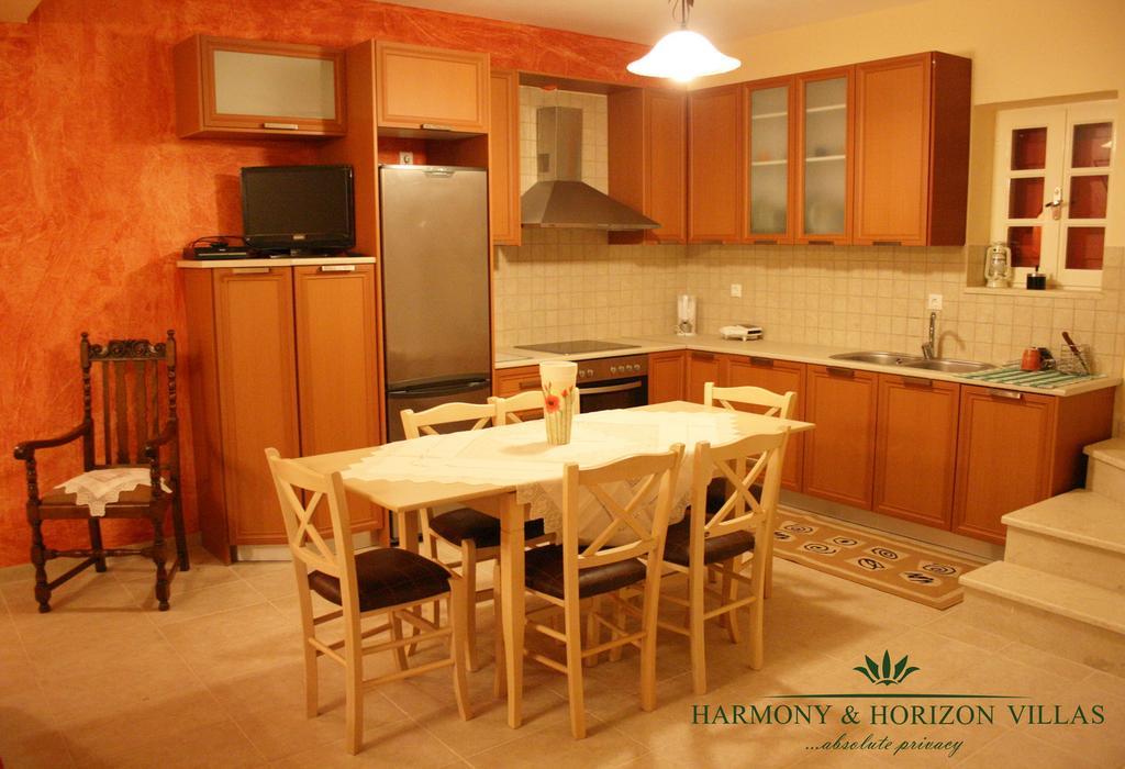 Harmony And Horizon Villas Атанион Экстерьер фото